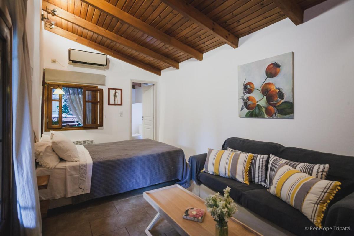 Small Guesthouse In The Garden أمارنثوس المظهر الخارجي الصورة